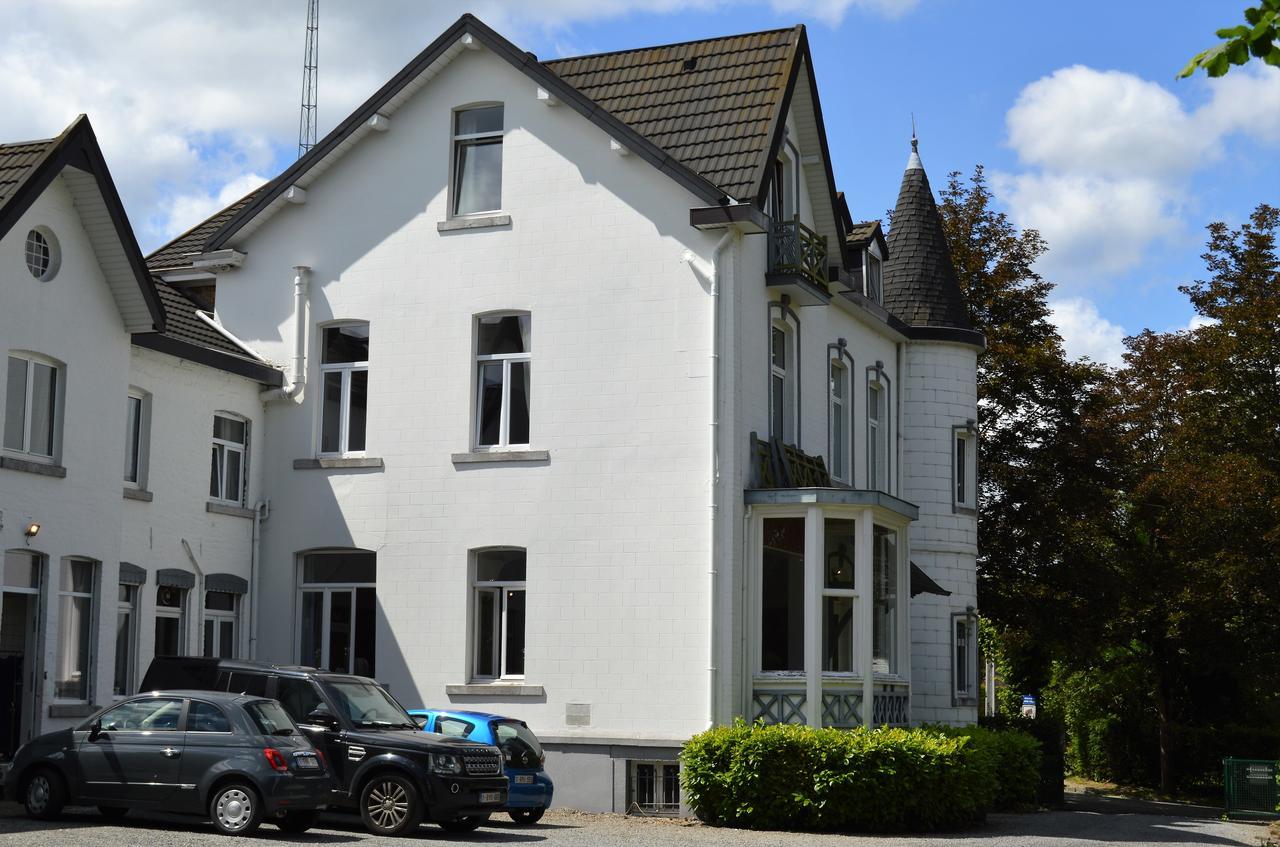 Hotel La Villa De Spa Bagian luar foto