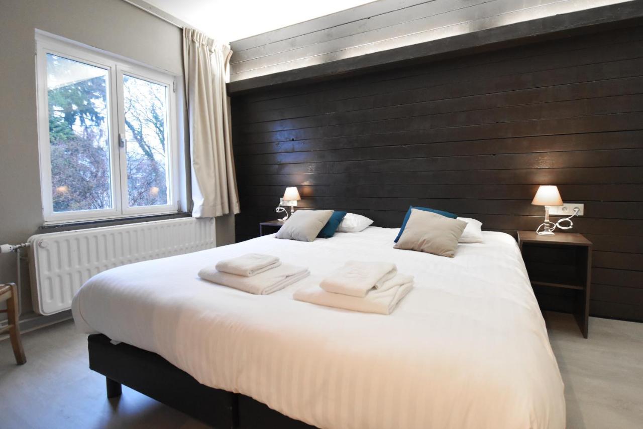 Hotel La Villa De Spa Bagian luar foto